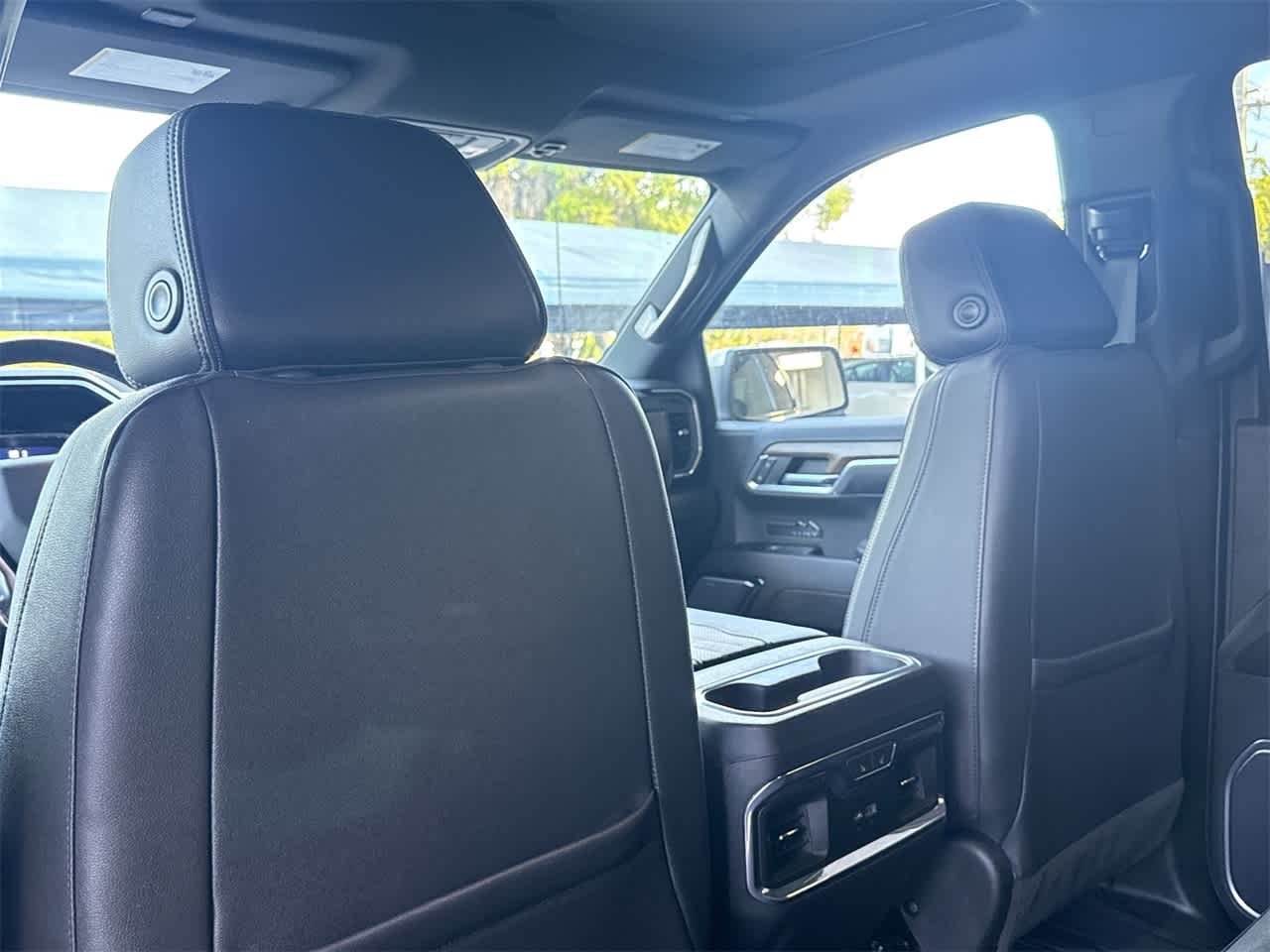 Thumbnail: 2023 Chevrolet Silverado 1500 - 23