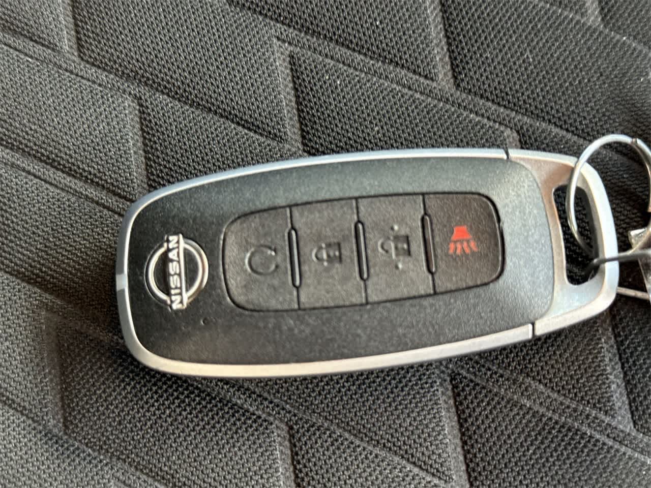 Thumbnail: 2023 Nissan Kicks - 28