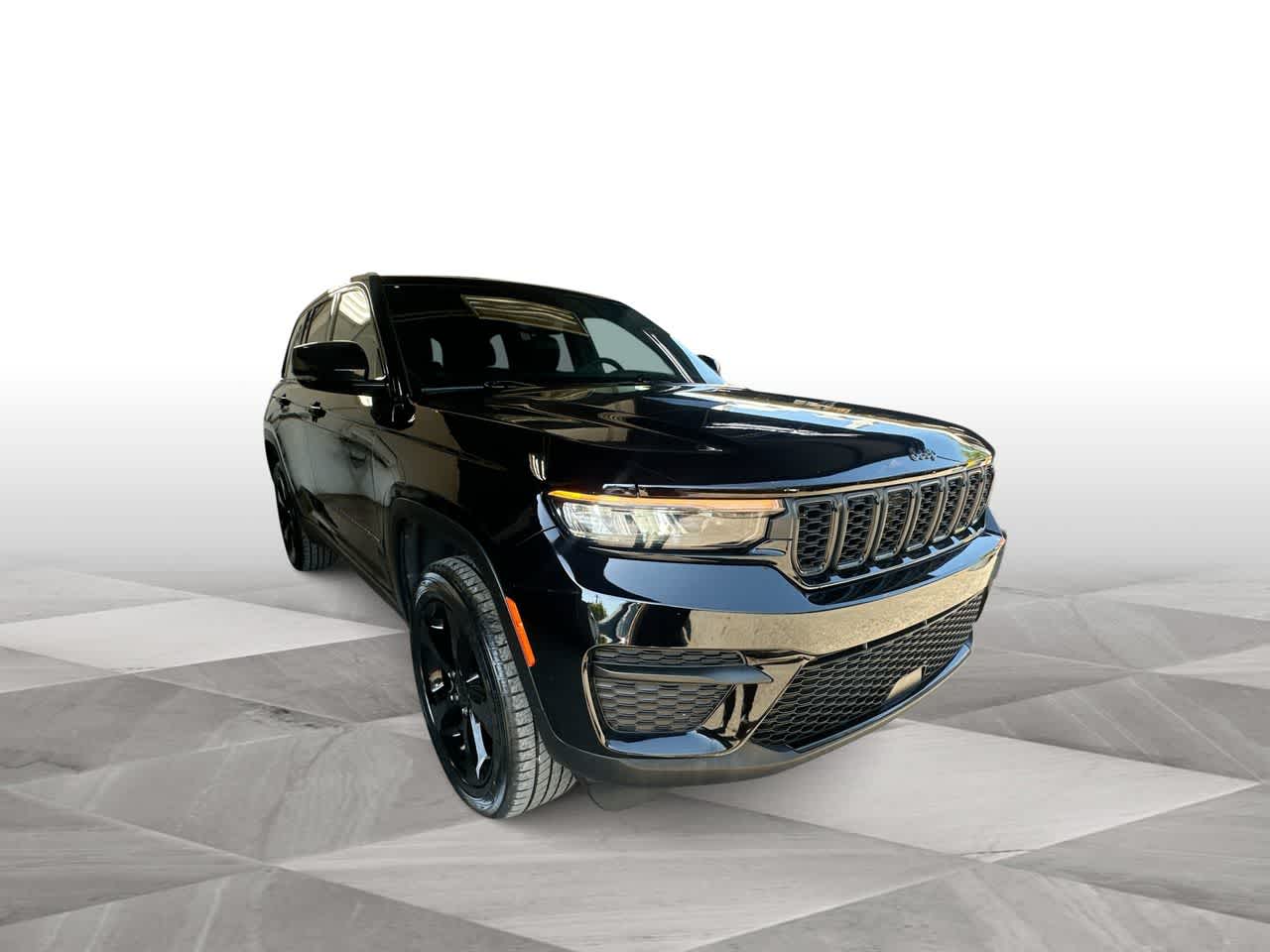 Thumbnail: 2023 Jeep Grand Cherokee - 2