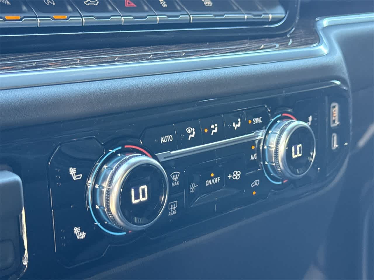 Thumbnail: 2026 GMC Sierra 1500 - 20