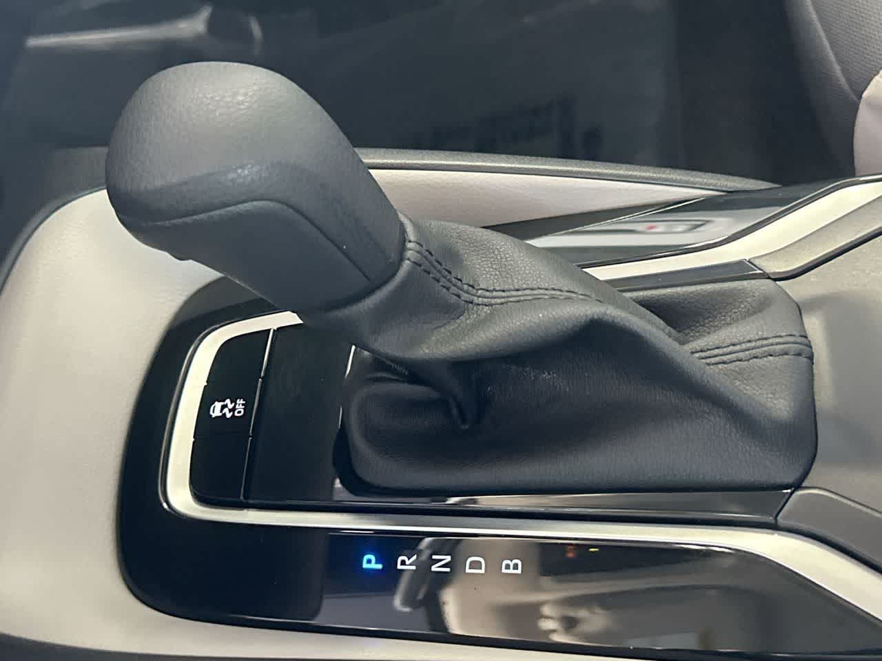 Thumbnail: 2025 Toyota Corolla - 21