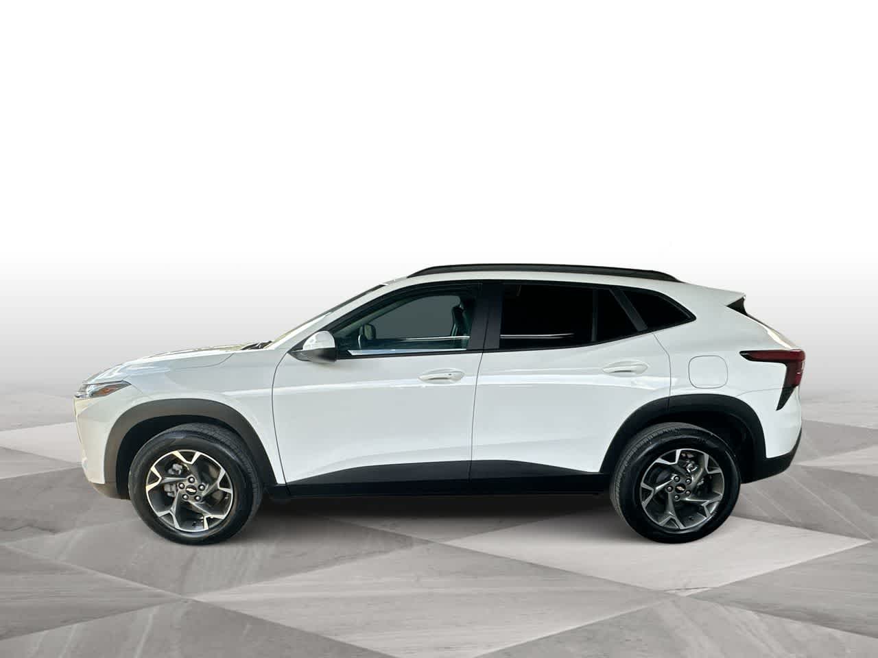 Thumbnail: 2025 Chevrolet Trax - 5