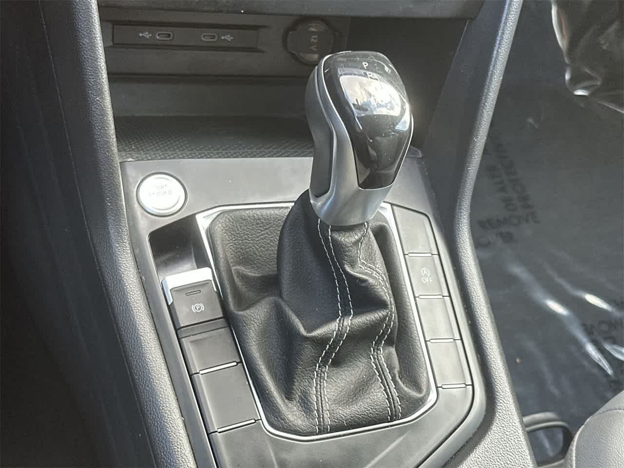 Thumbnail: 2022 Volkswagen Taos - 21