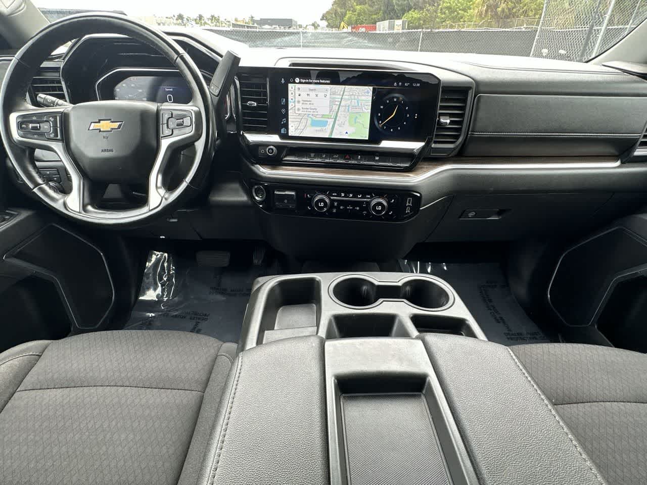 Thumbnail: 2025 Chevrolet Silverado 2500 - 24