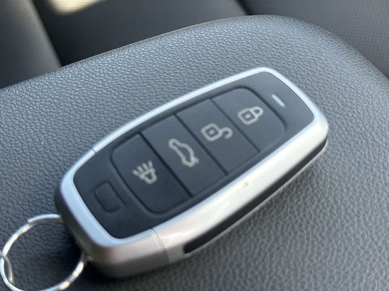 Thumbnail: 2025 Chevrolet Trax - 28