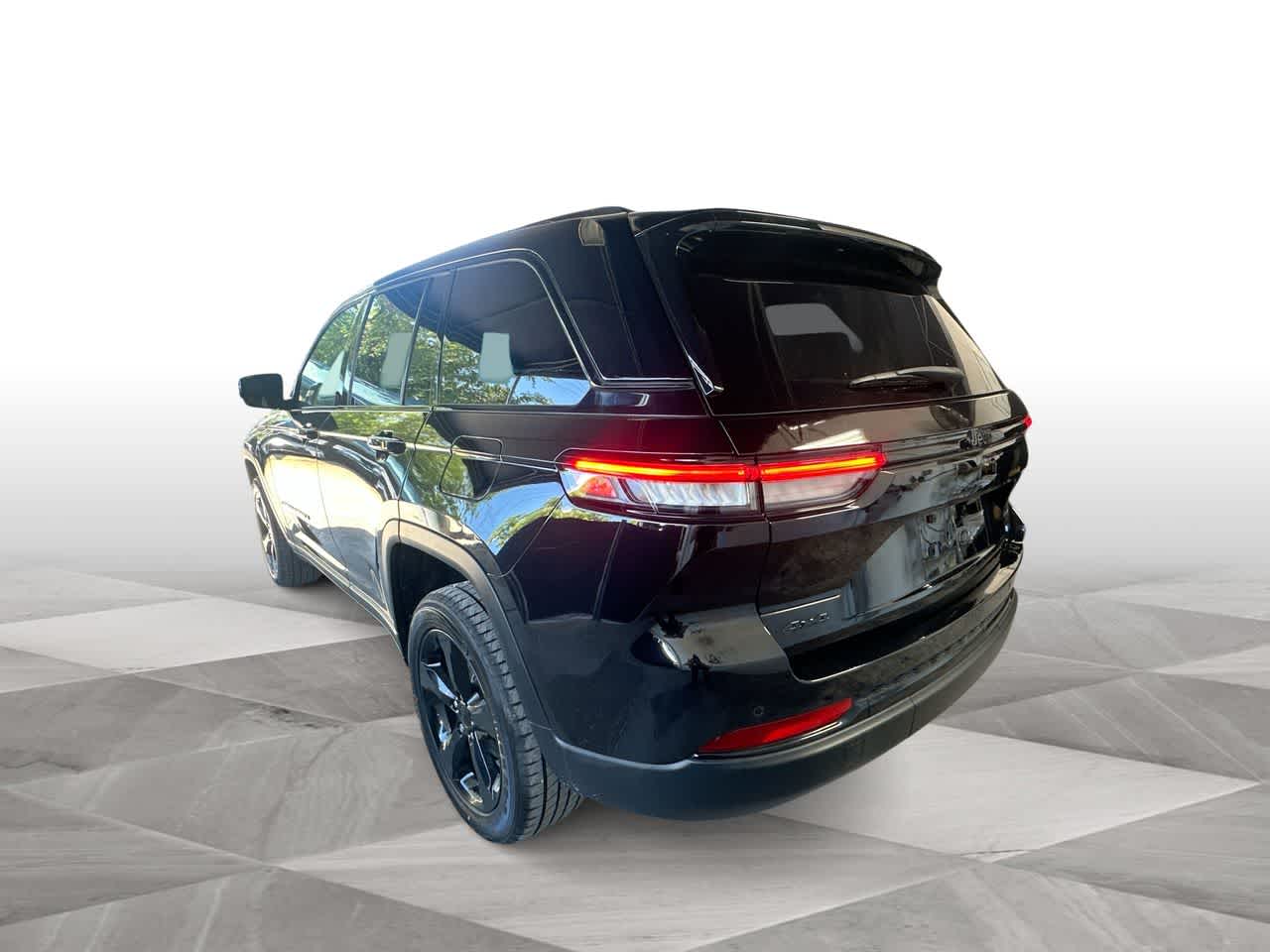 Thumbnail: 2023 Jeep Grand Cherokee - 6