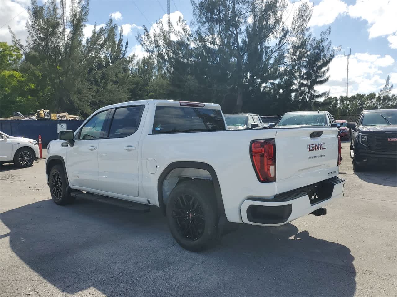 2024 GMC Sierra 1500 Elevation 7