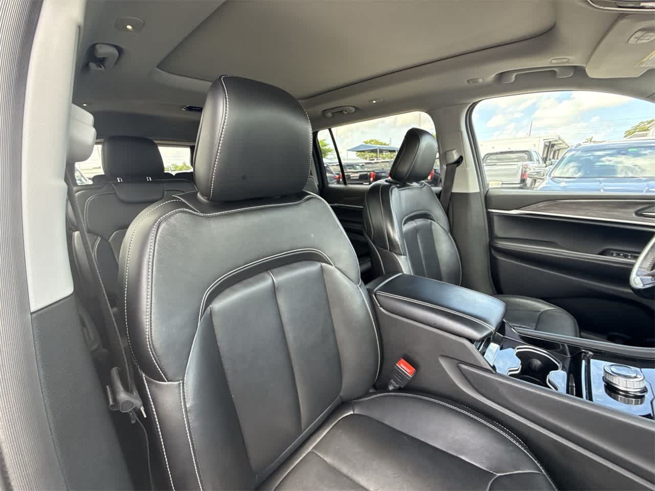 Thumbnail: 2021 Jeep Grand Cherokee L - 27