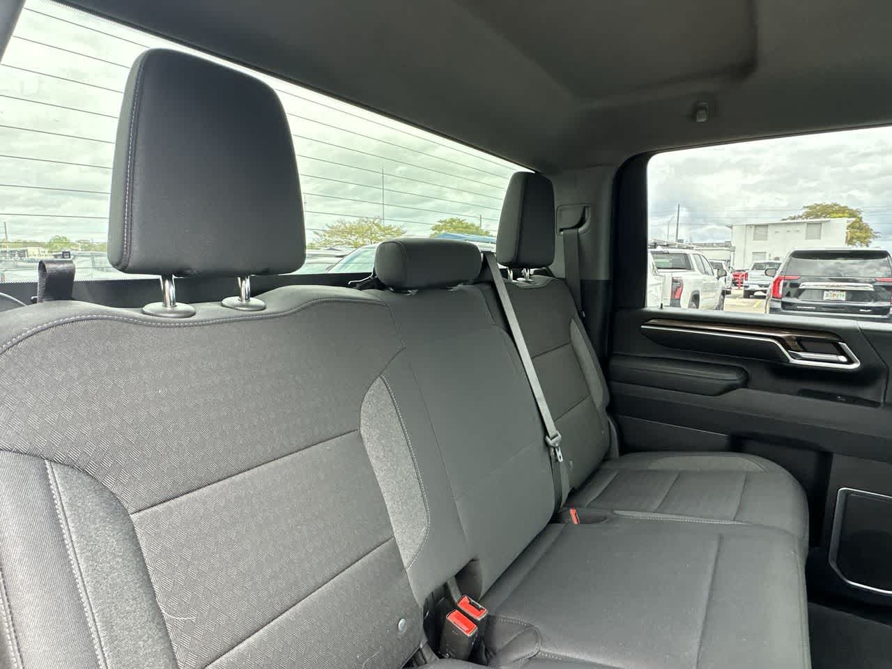 Thumbnail: 2025 Chevrolet Silverado 2500 - 26