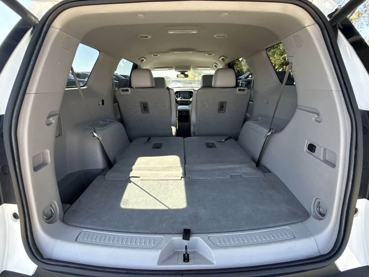 Thumbnail: 2023 GMC Acadia - 25