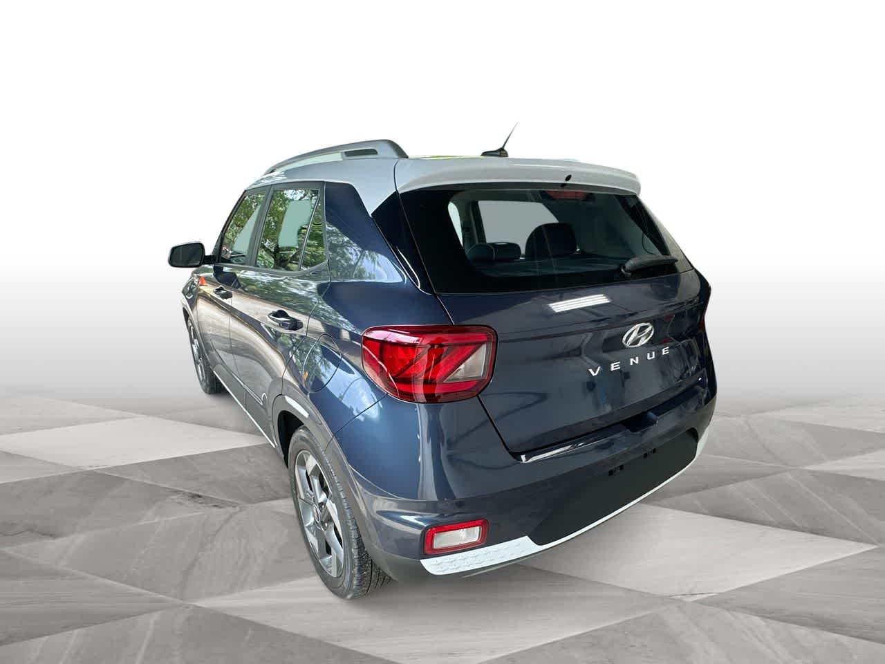 Thumbnail: 2023 Hyundai Venue - 6