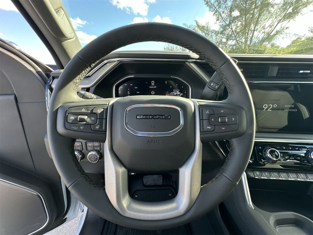 Thumbnail: 2026 GMC Sierra 2500 - 15