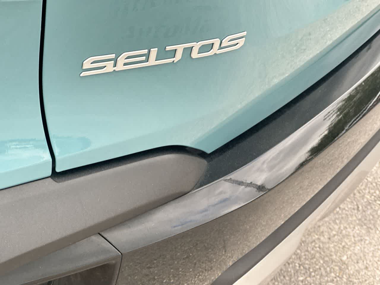 Thumbnail: 2024 Kia Seltos - 10
