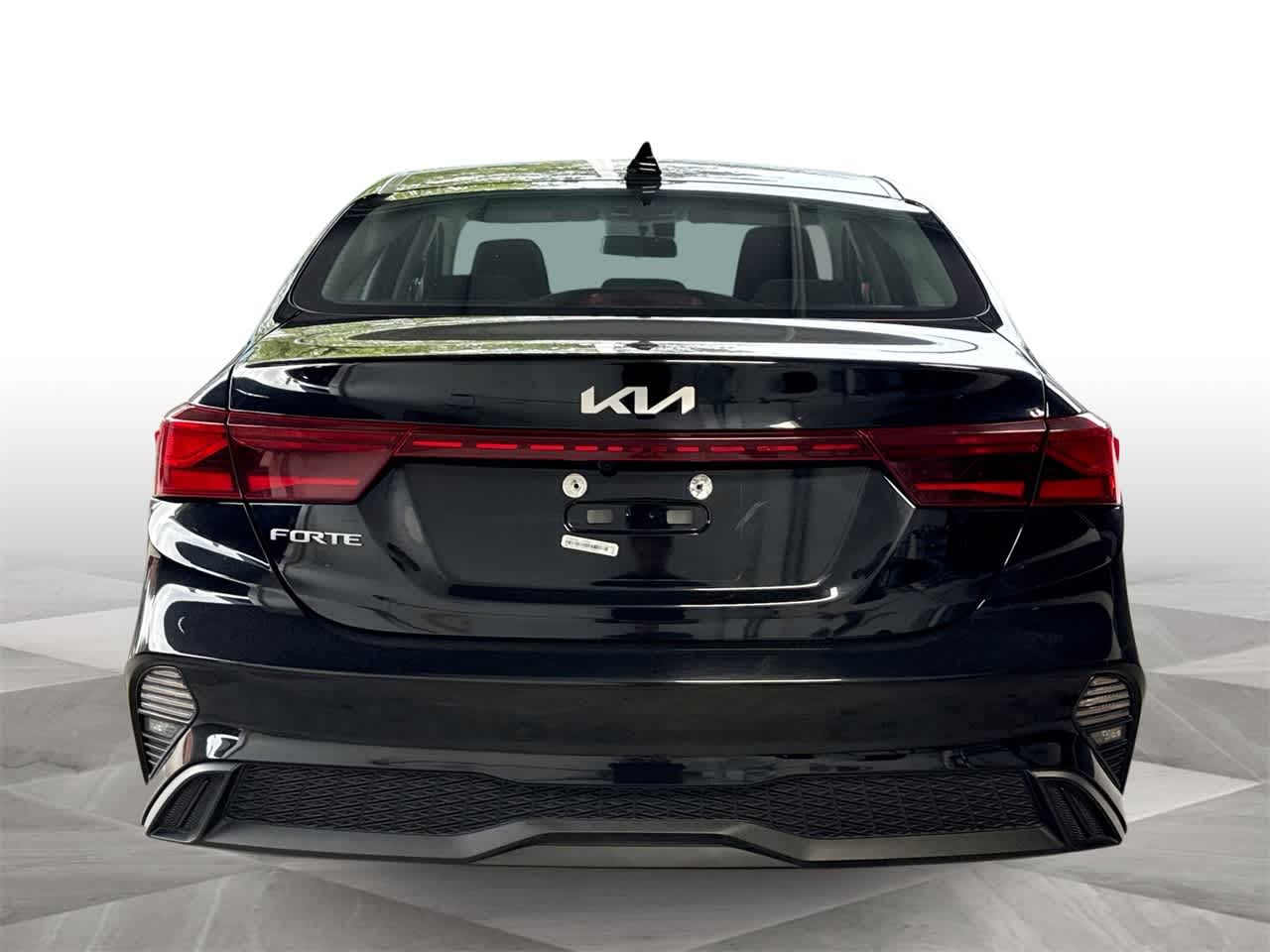 Thumbnail: 2023 Kia Forte - 7