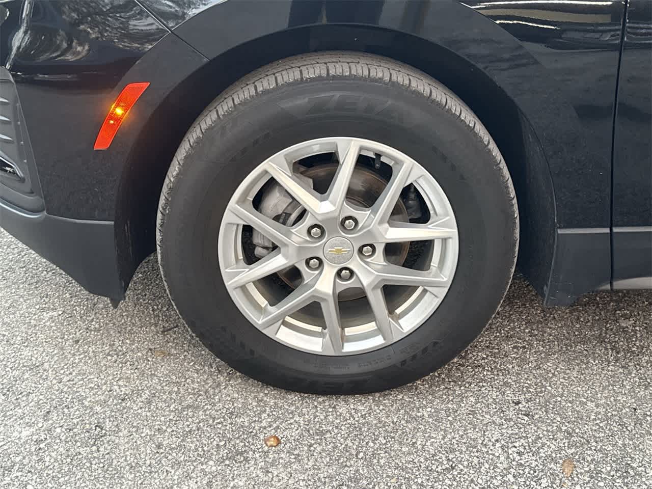 Thumbnail: 2023 Chevrolet Equinox - 11