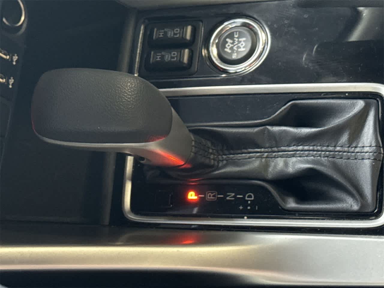 Thumbnail: 2024 Mitsubishi Eclipse Cross - 21