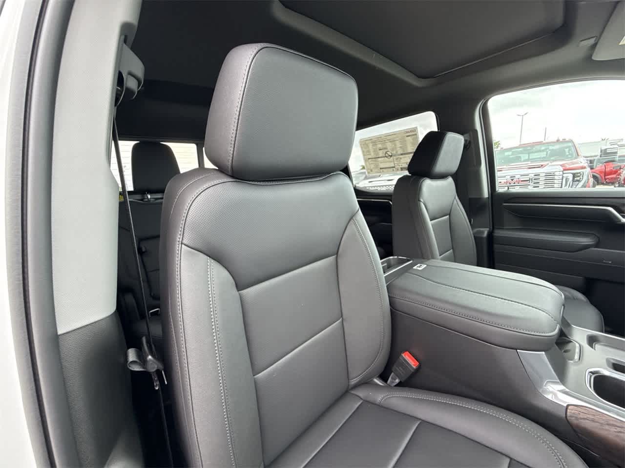 Thumbnail: 2026 GMC Sierra 1500 - 27