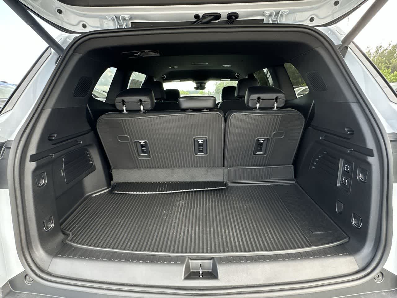 Thumbnail: 2026 Buick Enclave - 25