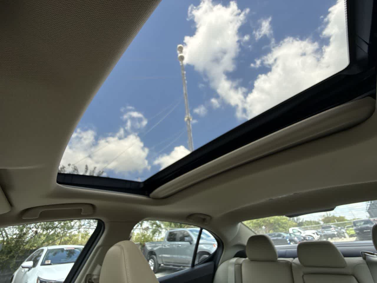 Thumbnail: 2019 Acura TLX - 17