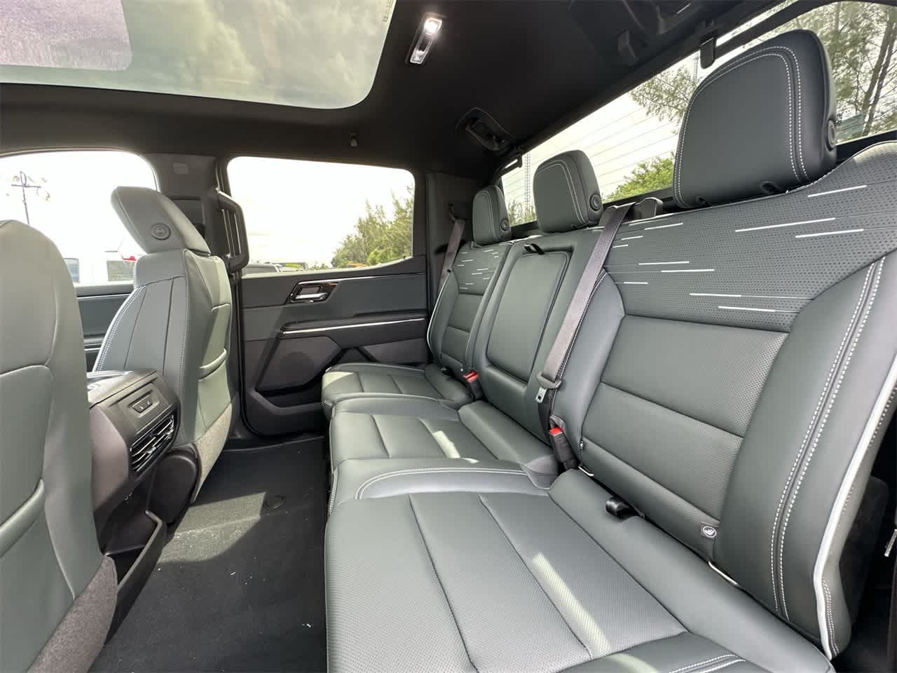 Thumbnail: 2026 GMC Sierra EV - 22