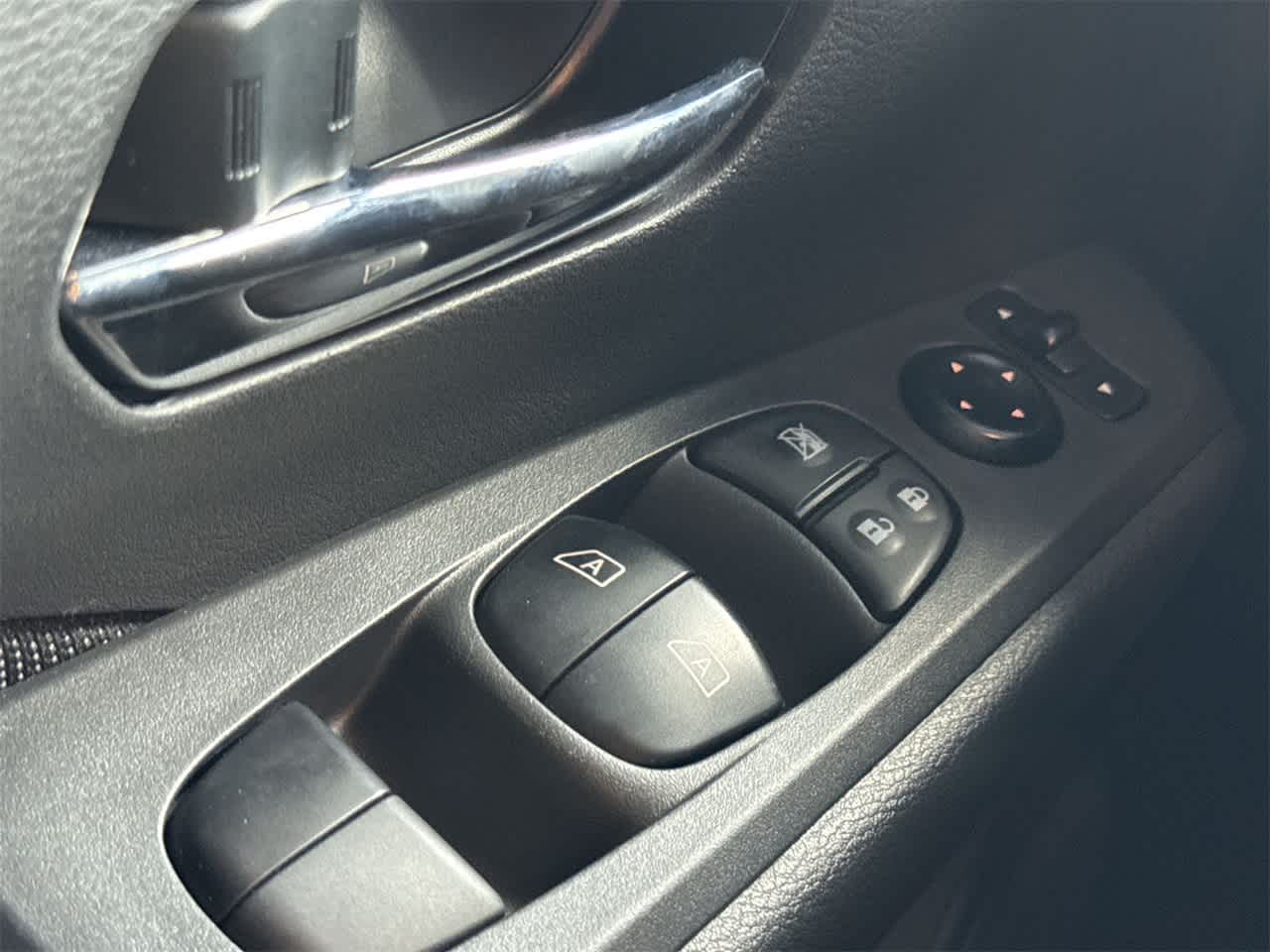 Thumbnail: 2023 Nissan Kicks - 17