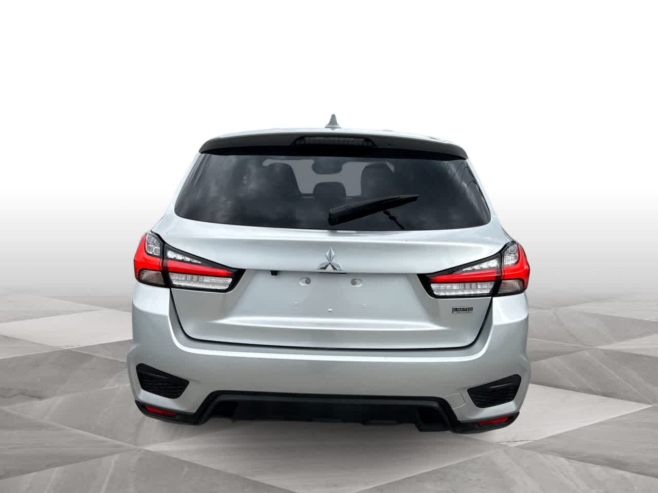 Thumbnail: 2025 Mitsubishi Outlander Sport - 7