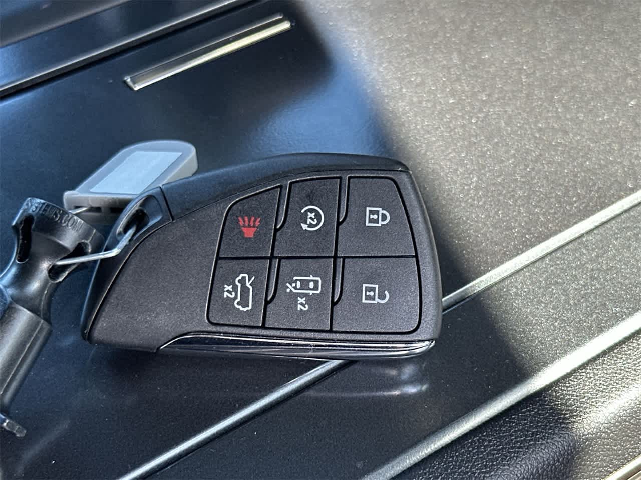 Thumbnail: 2025 GMC Hummer EV - 28