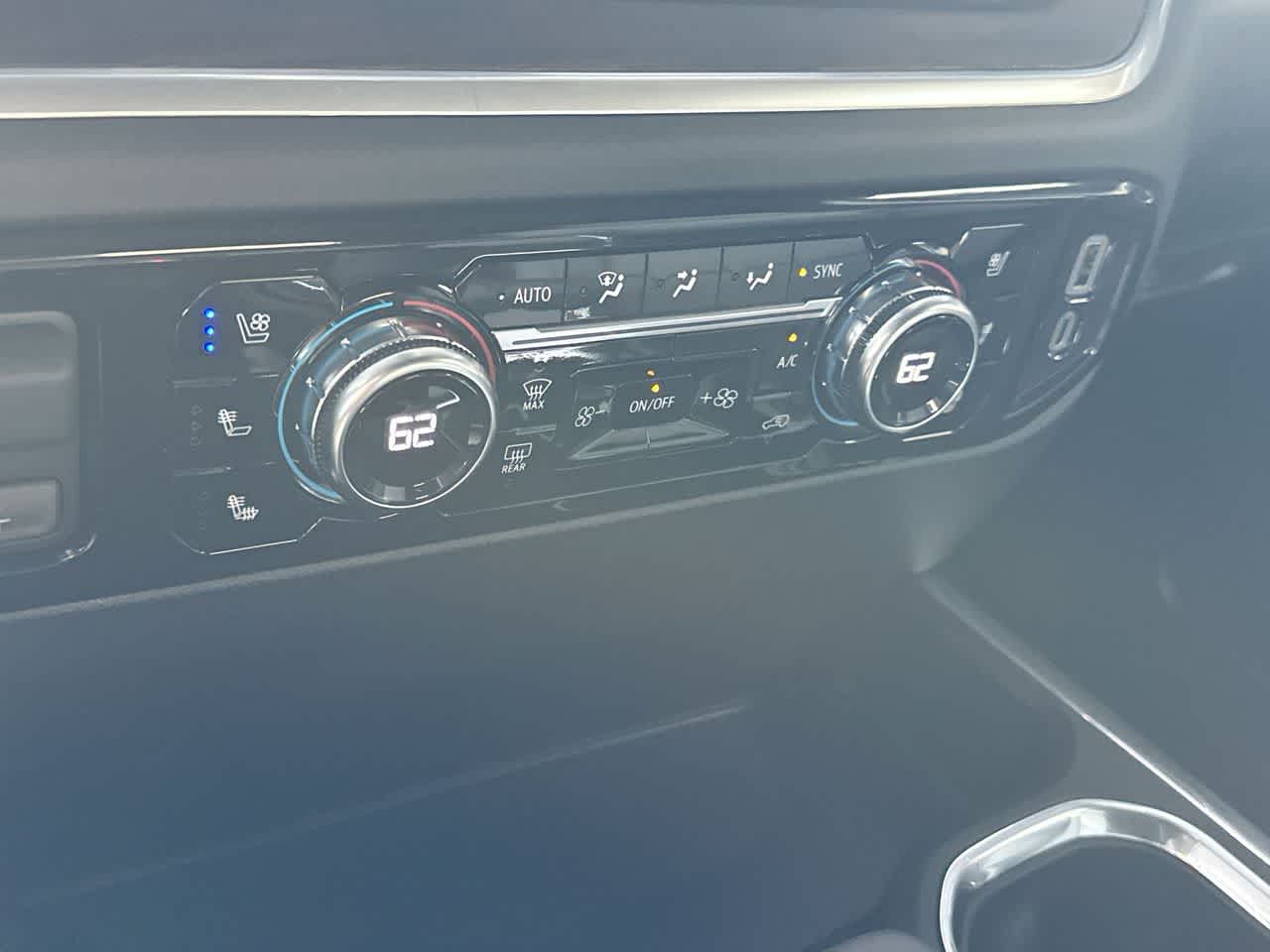 Thumbnail: 2026 GMC Sierra 1500 - 20