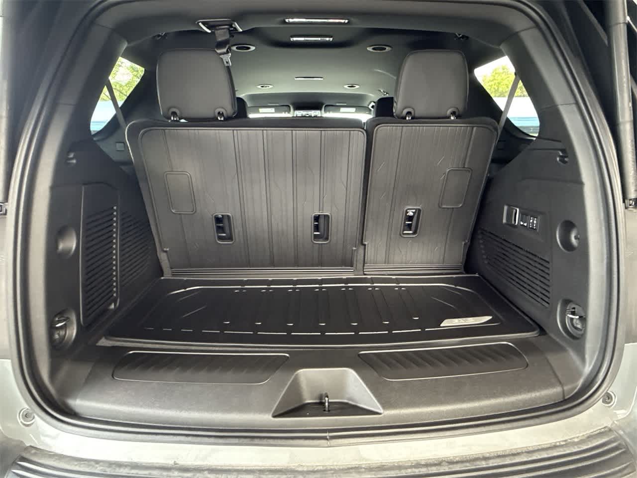 Thumbnail: 2026 GMC Yukon - 25