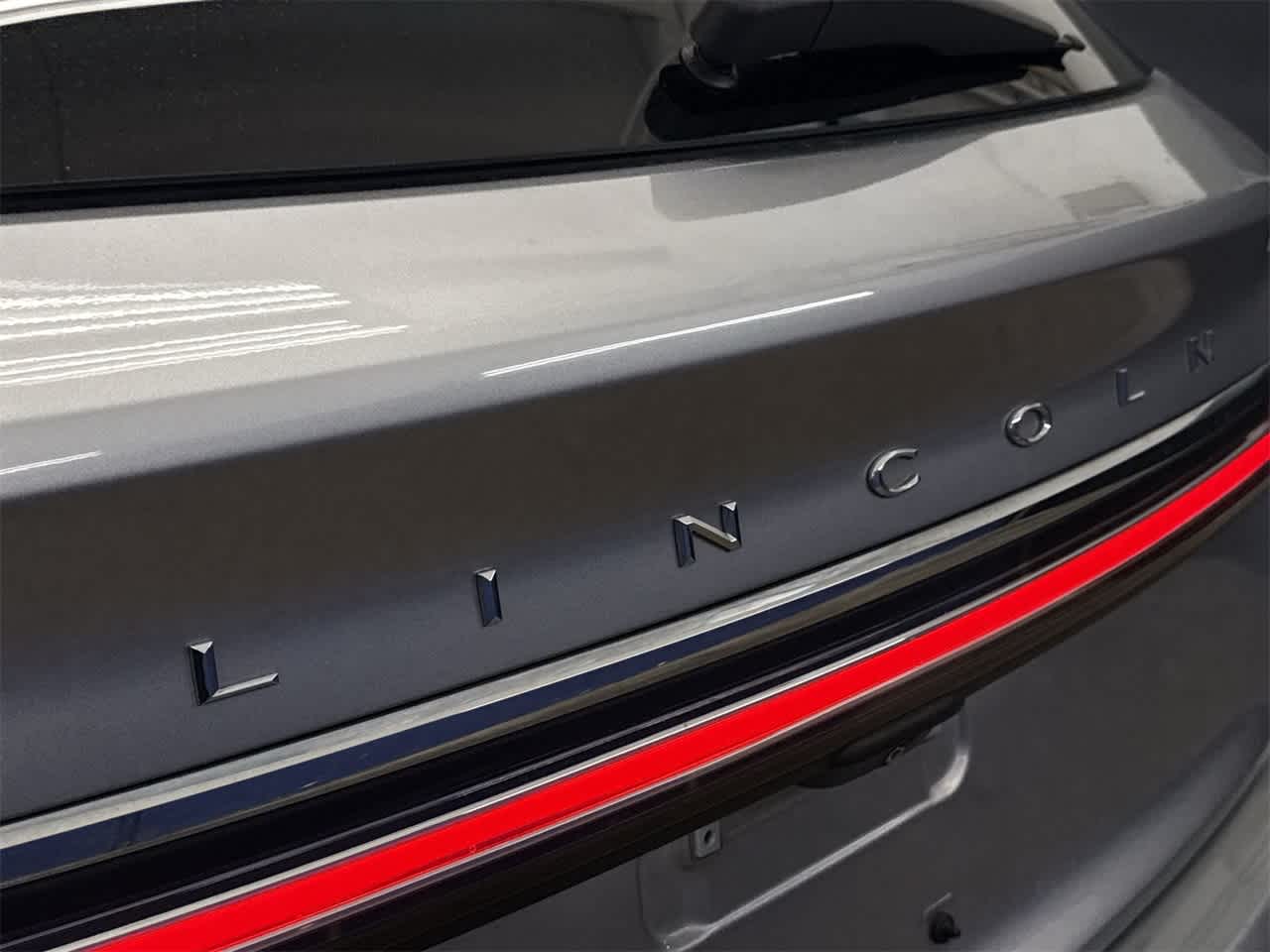 Thumbnail: 2021 Lincoln Nautilus - 10