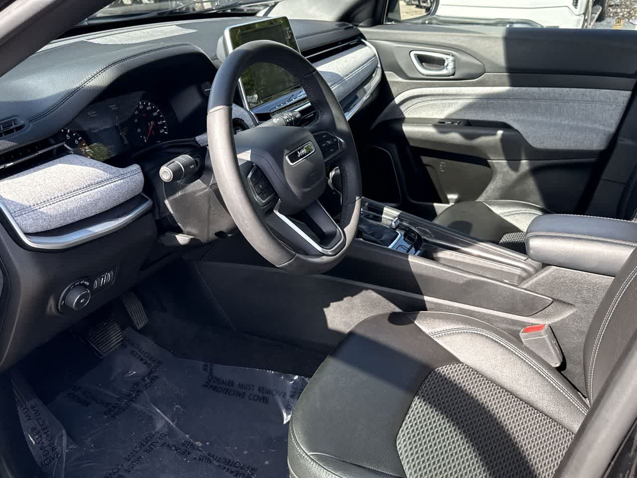 Thumbnail: 2025 Jeep Compass - 13
