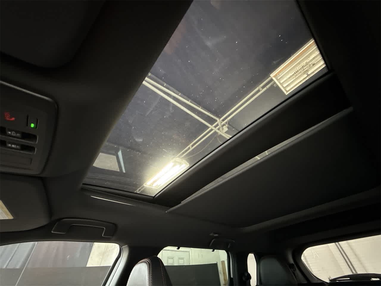 Thumbnail: 2022 Mitsubishi Outlander - 17