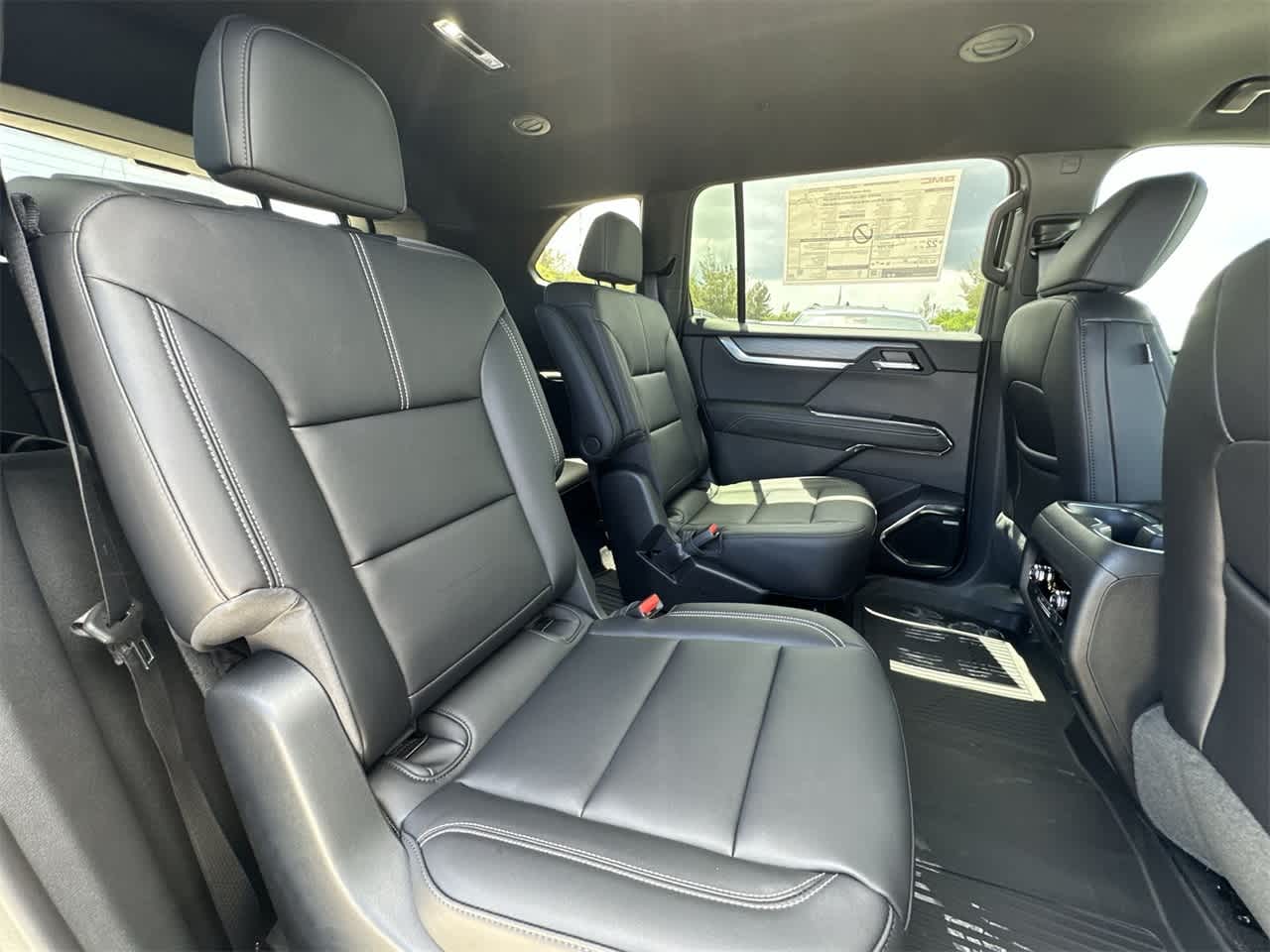 Thumbnail: 2026 GMC Acadia - 26