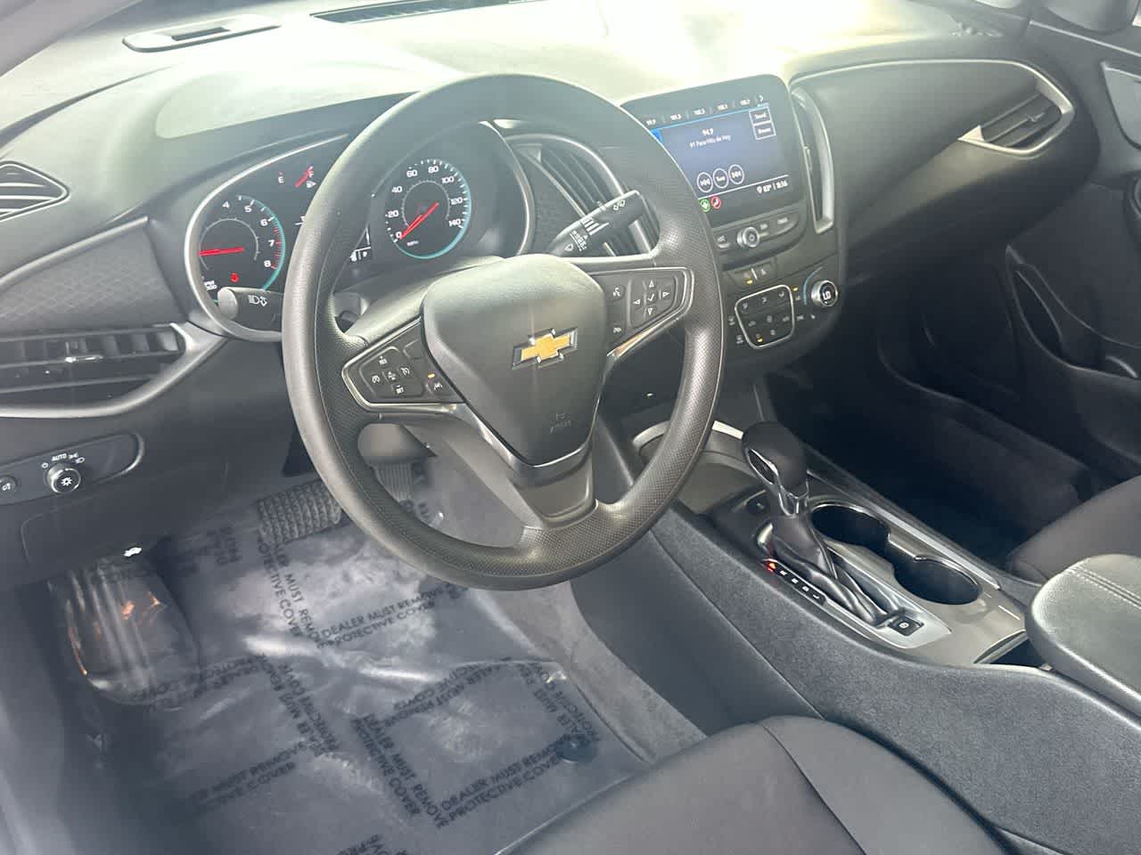Thumbnail: 2025 Chevrolet Malibu - 13