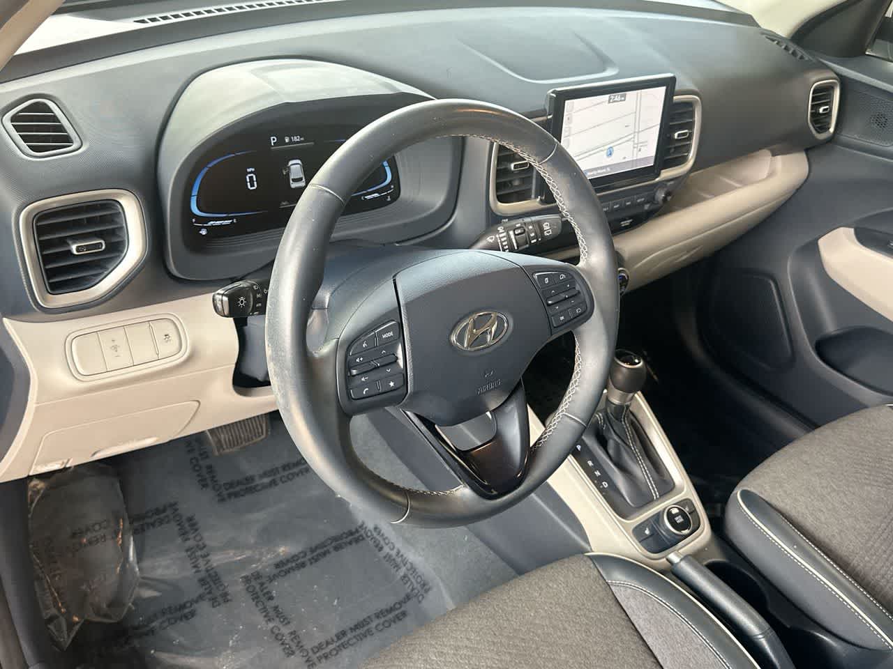 Thumbnail: 2023 Hyundai Venue - 13