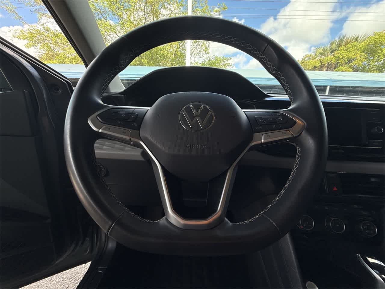 Thumbnail: 2024 Volkswagen Taos - 15