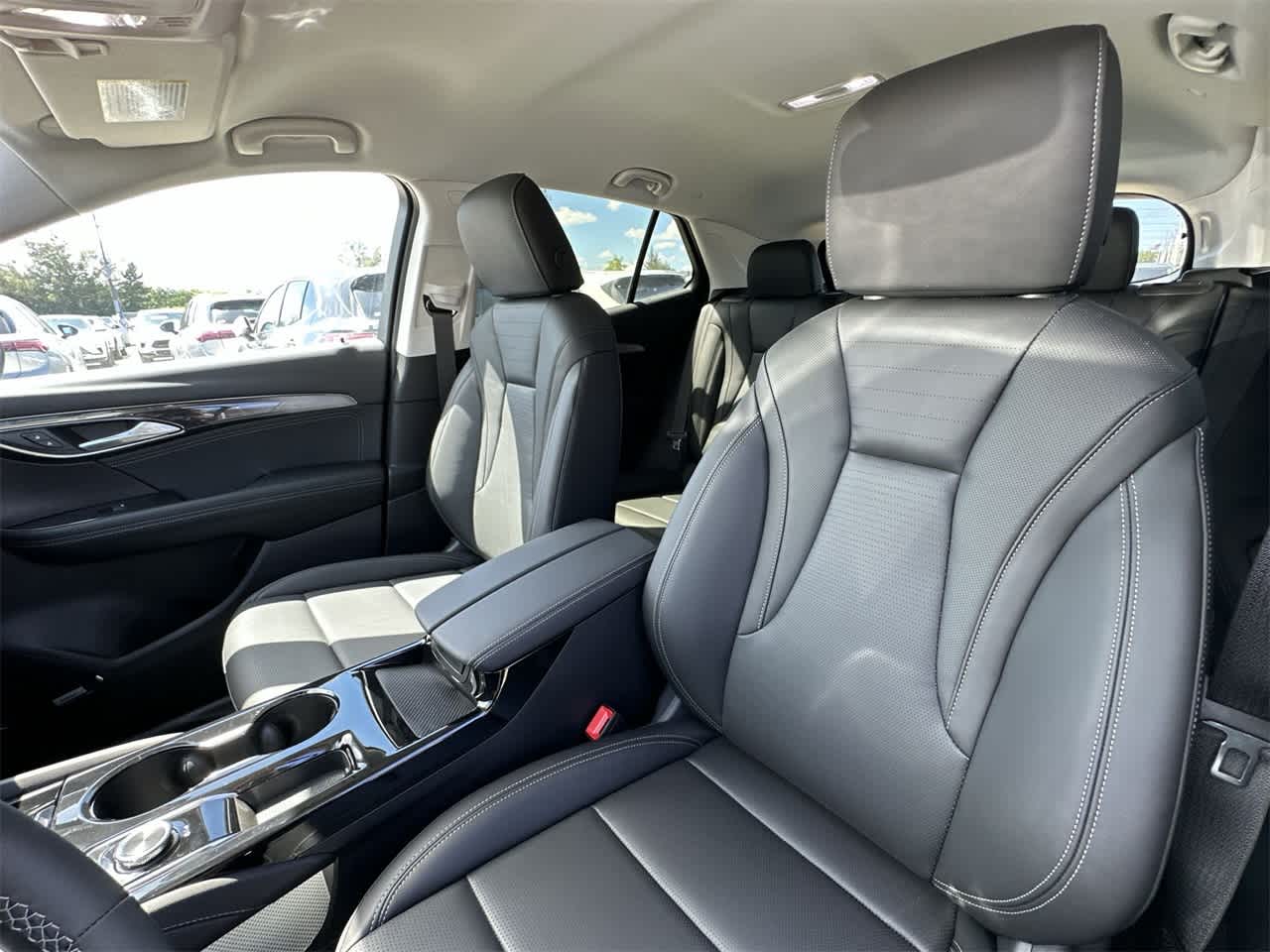 Thumbnail: 2025 Buick Envision - 14