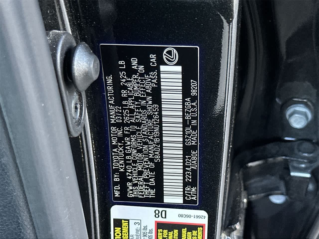 Thumbnail: 2022 Lexus ES - 29