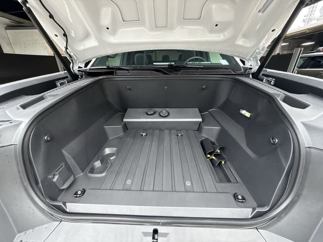 Thumbnail: 2026 GMC Sierra EV - 12