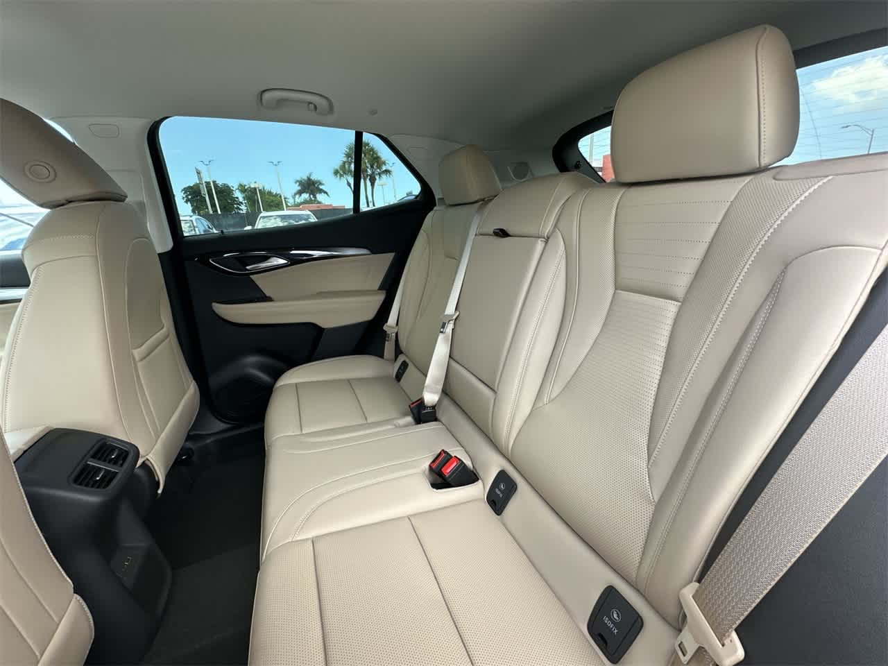 Thumbnail: 2025 Buick Envision - 22