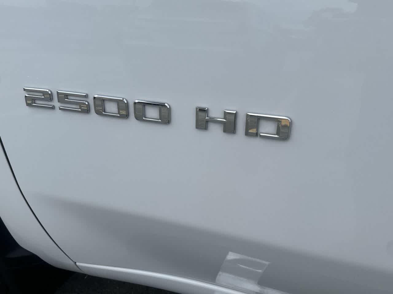 Thumbnail: 2025 Chevrolet Silverado 2500 - 25