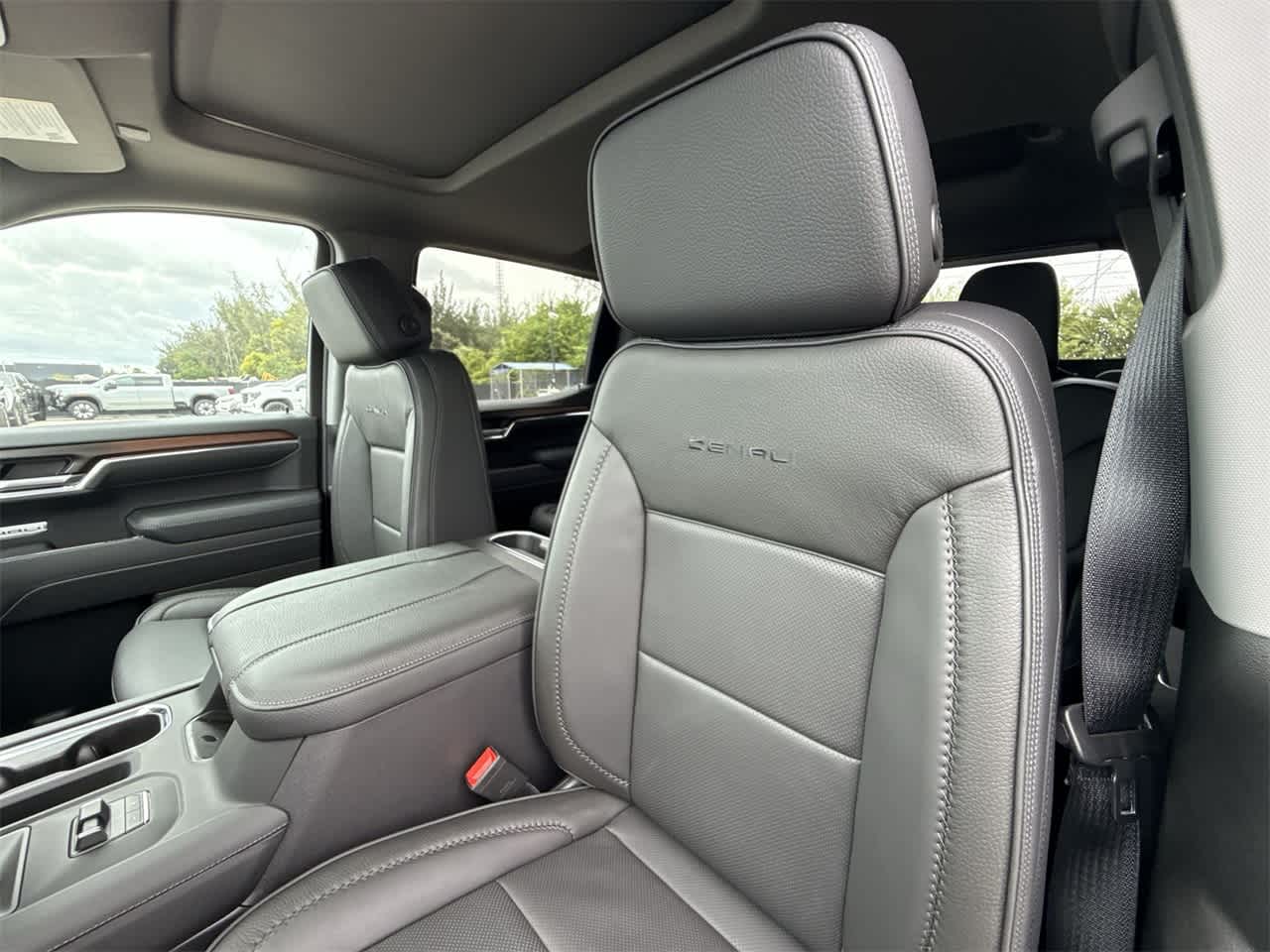 Thumbnail: 2026 GMC Sierra 1500 - 14