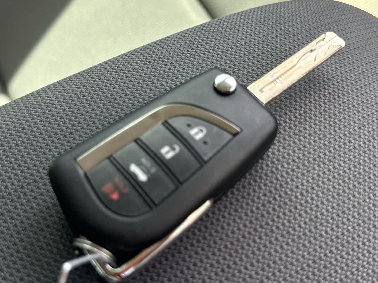 Thumbnail: 2024 Toyota Corolla - 28