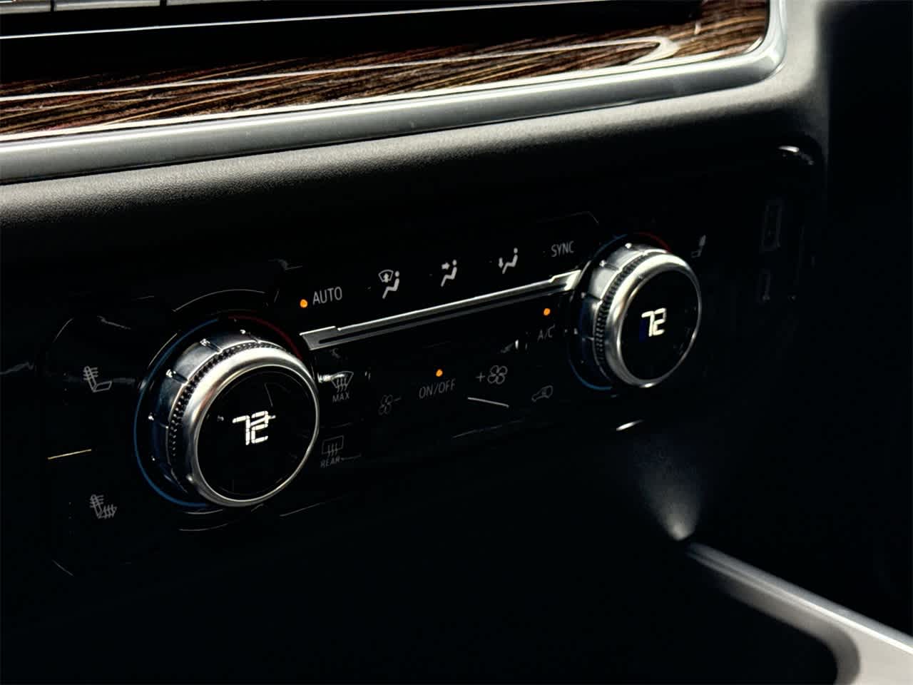 Thumbnail: 2026 GMC Sierra 1500 - 20