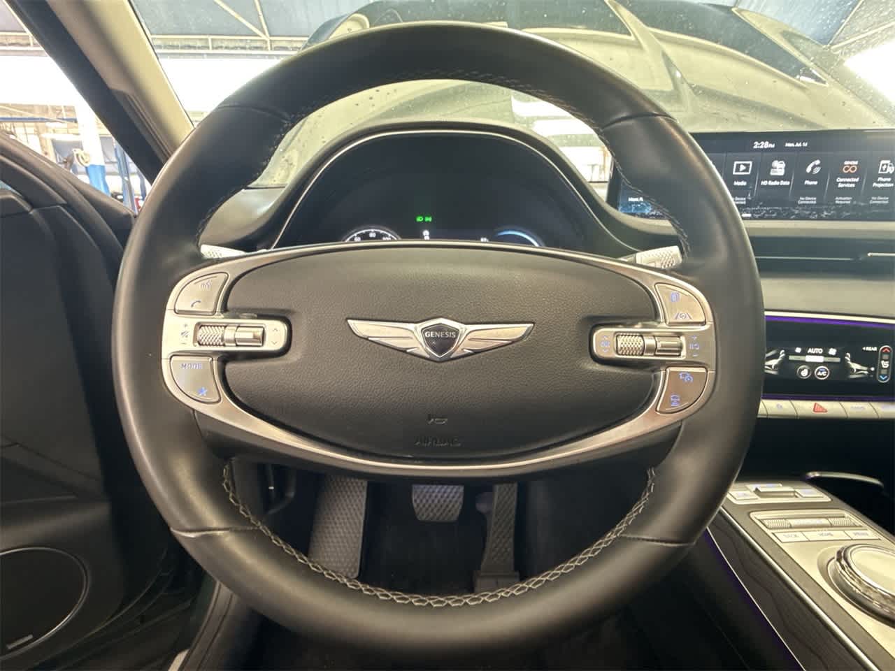 Thumbnail: 2022 Genesis GV70 - 15