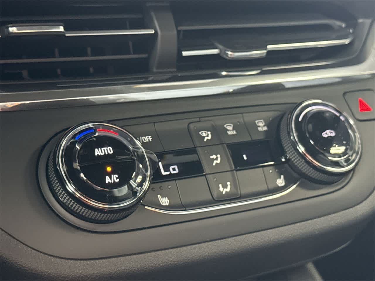 Thumbnail: 2026 Buick Envista - 20