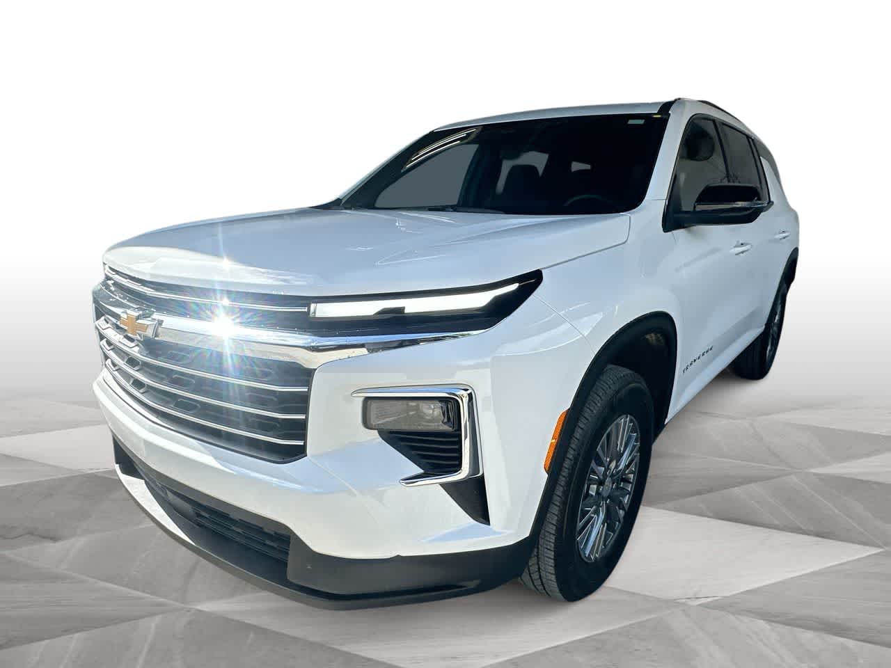 Thumbnail: 2025 Chevrolet Traverse - 4