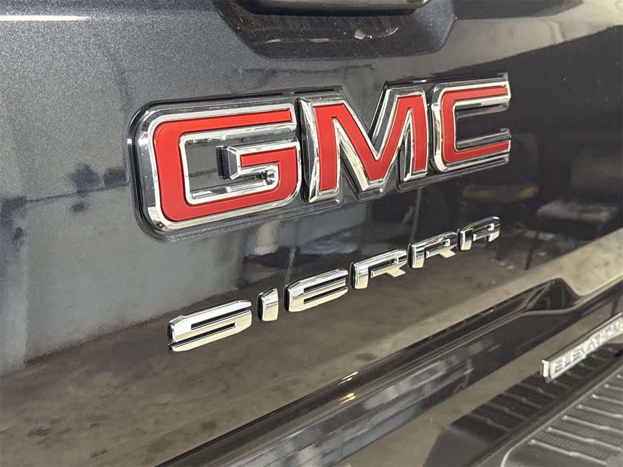 Thumbnail: 2025 GMC Sierra 1500 - 10