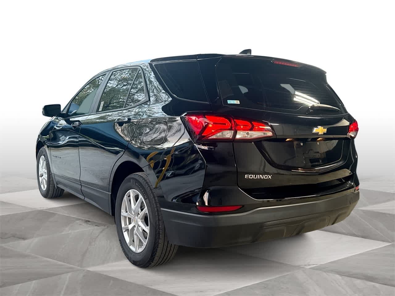 Thumbnail: 2023 Chevrolet Equinox - 6