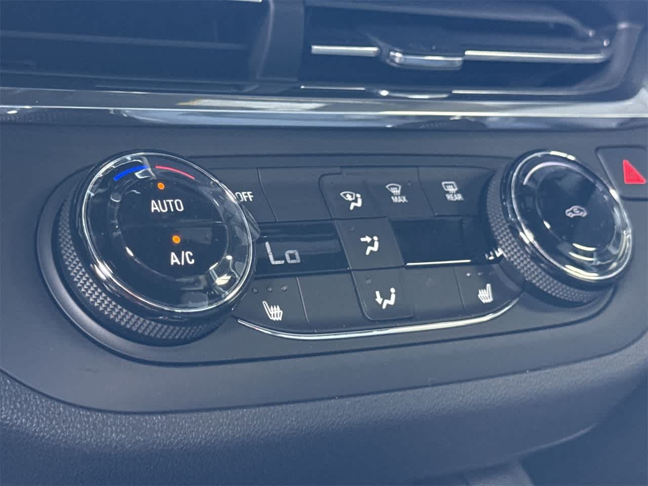 Thumbnail: 2026 Buick Envista - 20